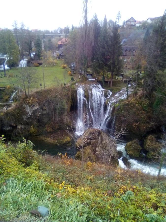 Iris Room & Apartment Слунь Екстер'єр фото