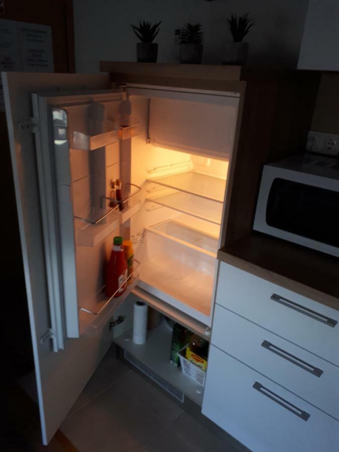 Iris Room & Apartment Слунь Екстер'єр фото